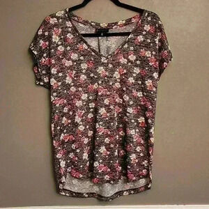 Womens Floral Flowy Top
